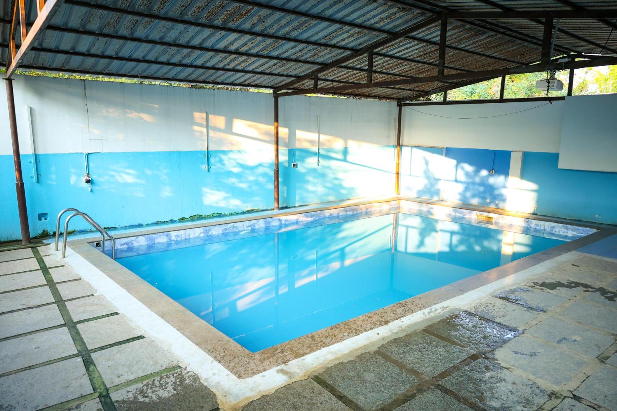 The Club House Hotel Pondicherry Exterior foto